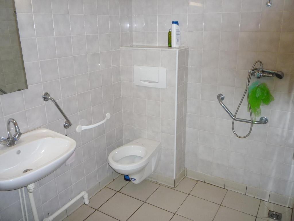Le Gite Du Velay Bains Eksteriør billede